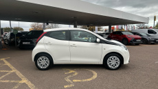 Toyota Aygo 1.0 VVT-i X-Play TSS 5dr Petrol Hatchback